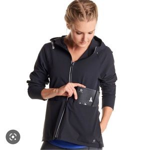 Oiselle jacket black